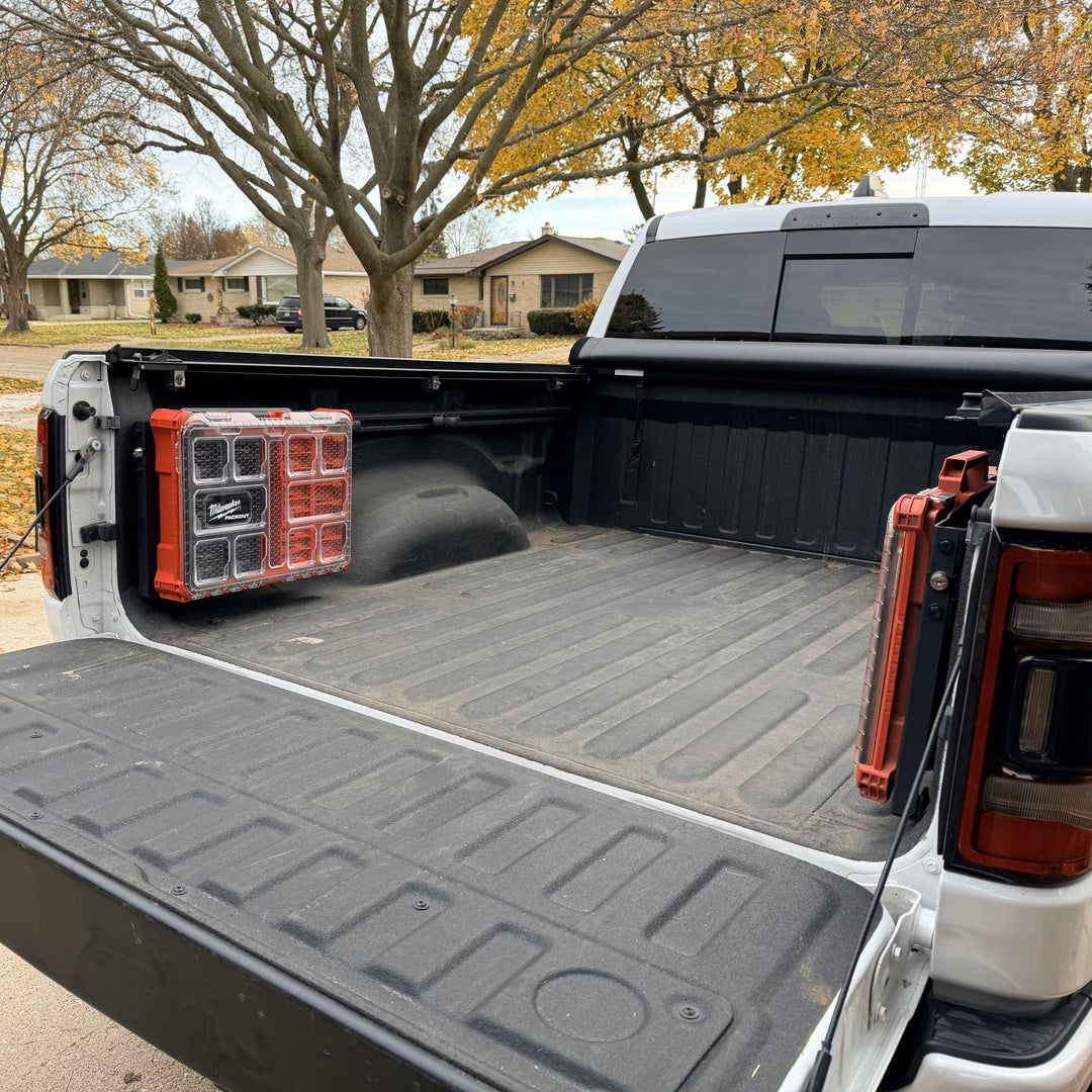 Integral Panel Kit (Full) - RAM 2019+ 1500 - OEM Mopar Bedside Utility Rails