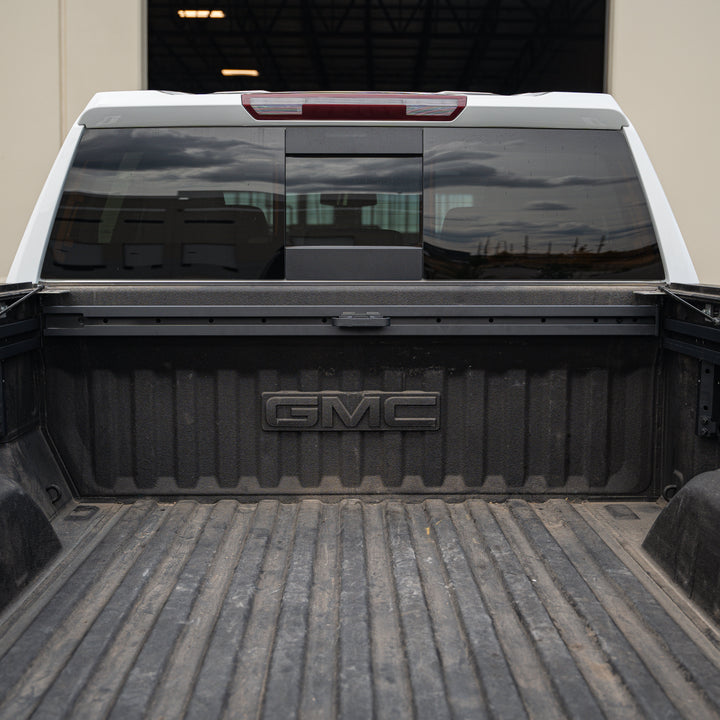 Integral Bulkhead Rail - Chevrolet & GMC 1500 & HD