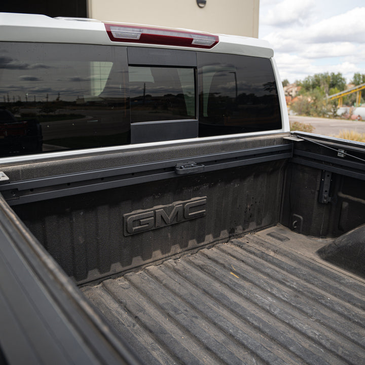 Integral Bulkhead Rail - Chevrolet & GMC 1500 & HD