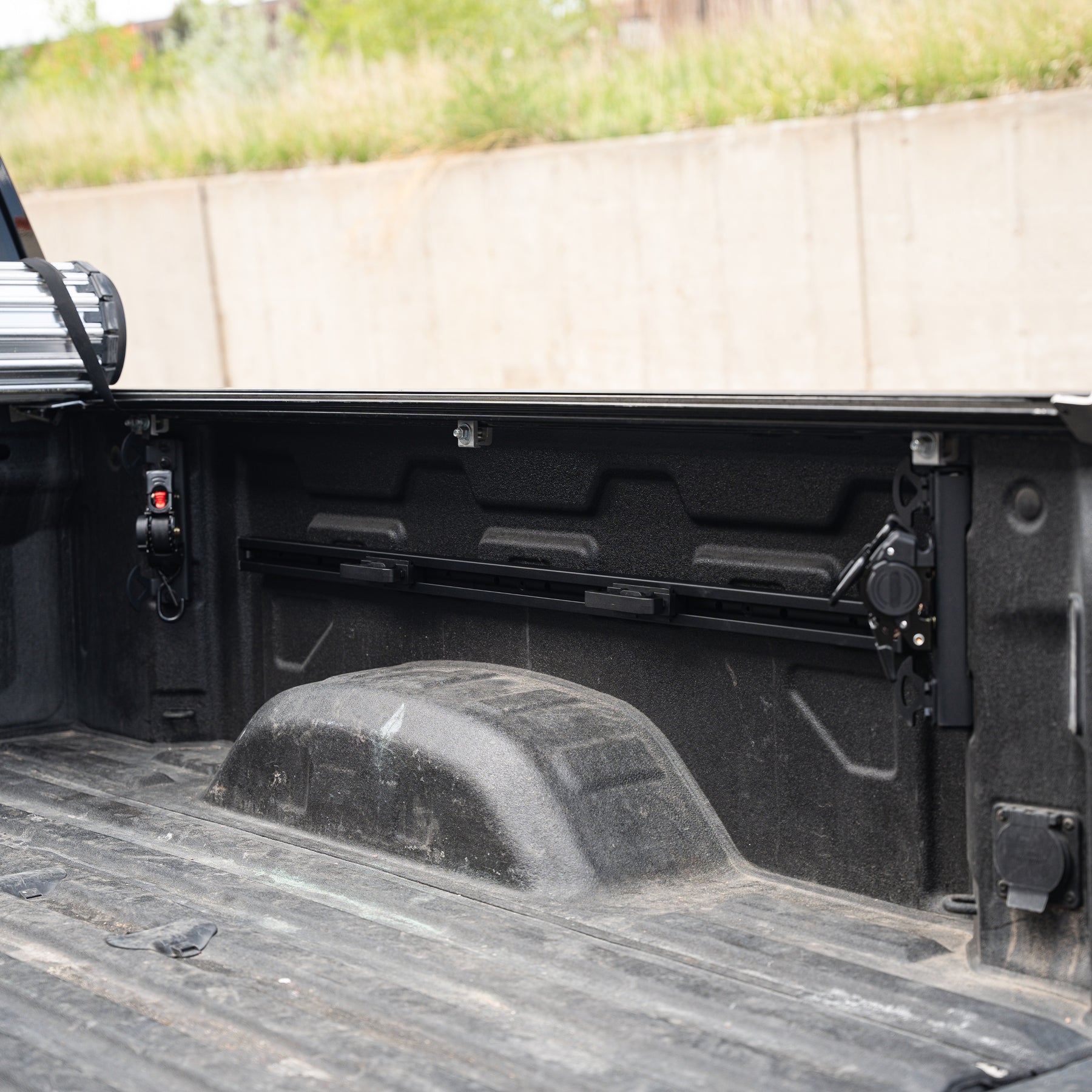 Integral Rails - Bedside Rail System - Chevrolet Silverado & GMC Sierr ...