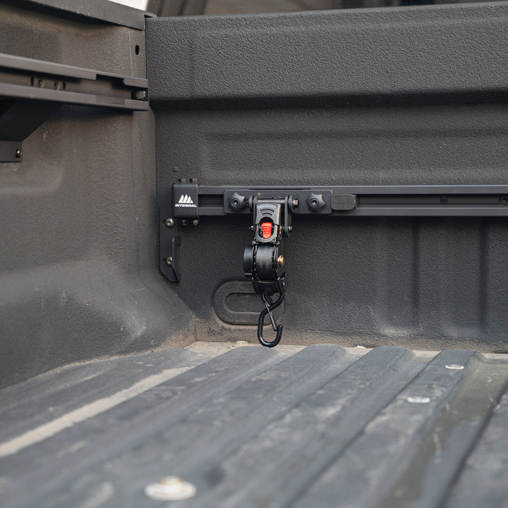 Bulkhead Rail + Swivel Strap Bundle - Ford F150 (5.5' Bed)