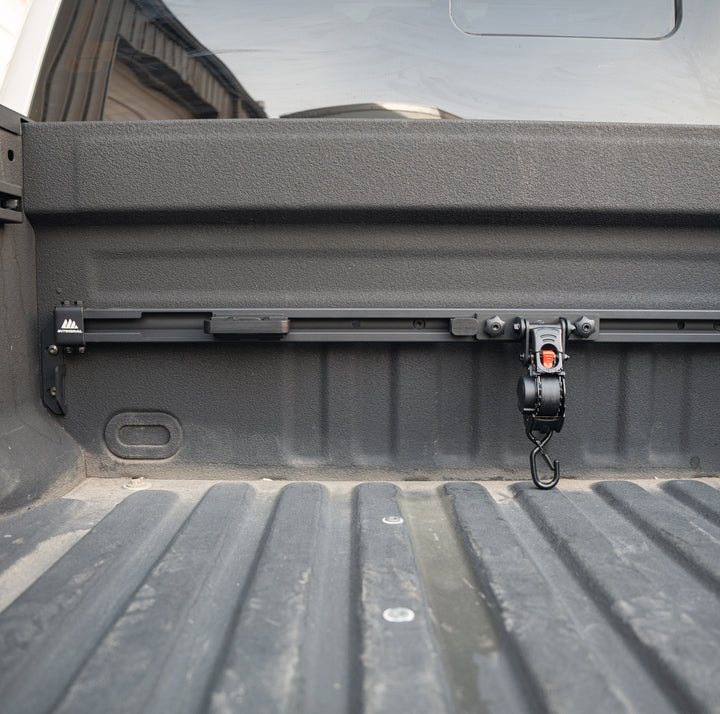Bulkhead Rail + Swivel Strap Bundle - Ford F150 (5.5' Bed)