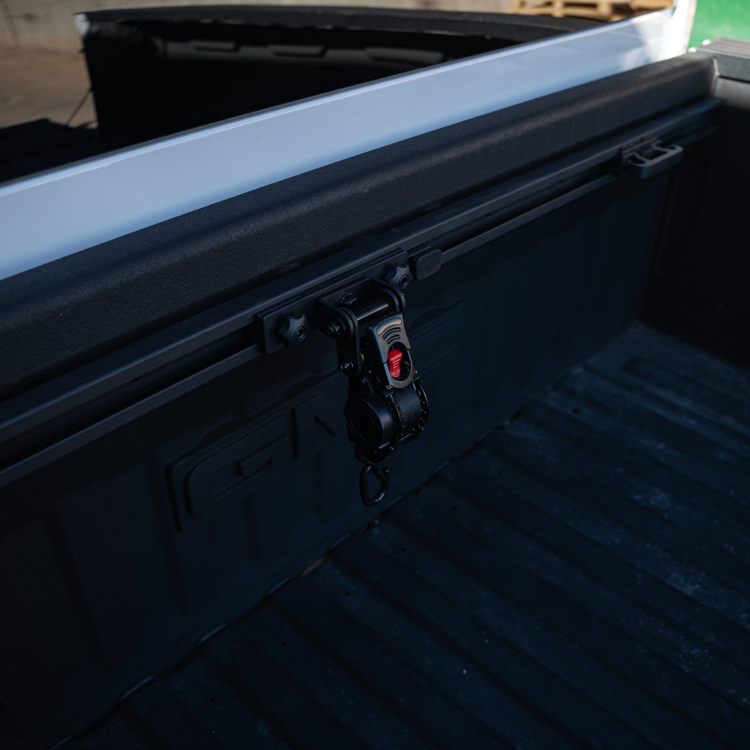 Bulkhead Rail + Swivel Strap Bundle - Chevrolet & GMC 1500 & HD