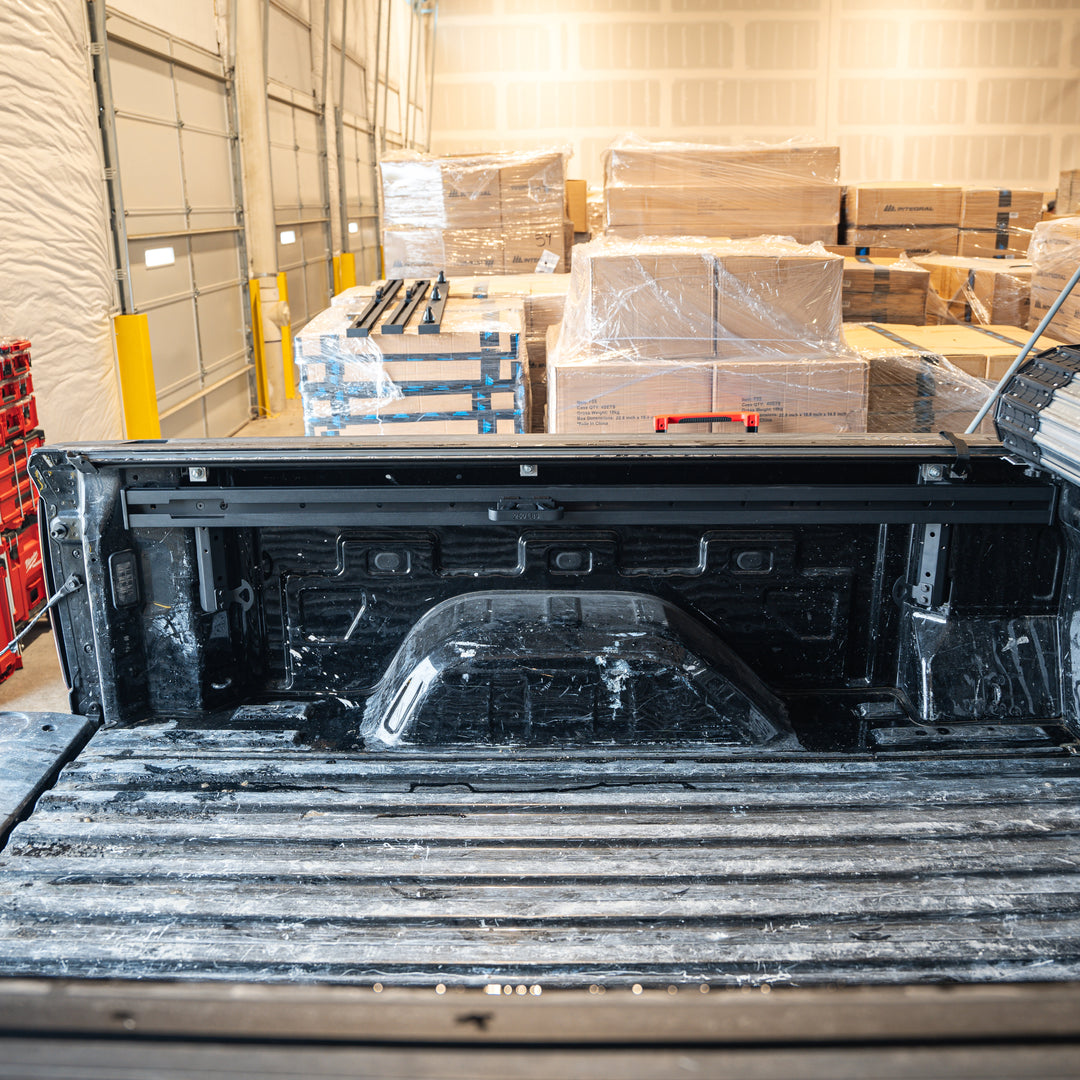 Integral Rails (Full Length) - Bedside Rail System - Chevrolet & GMC 1500 (2019+ 6'6" Bed)
