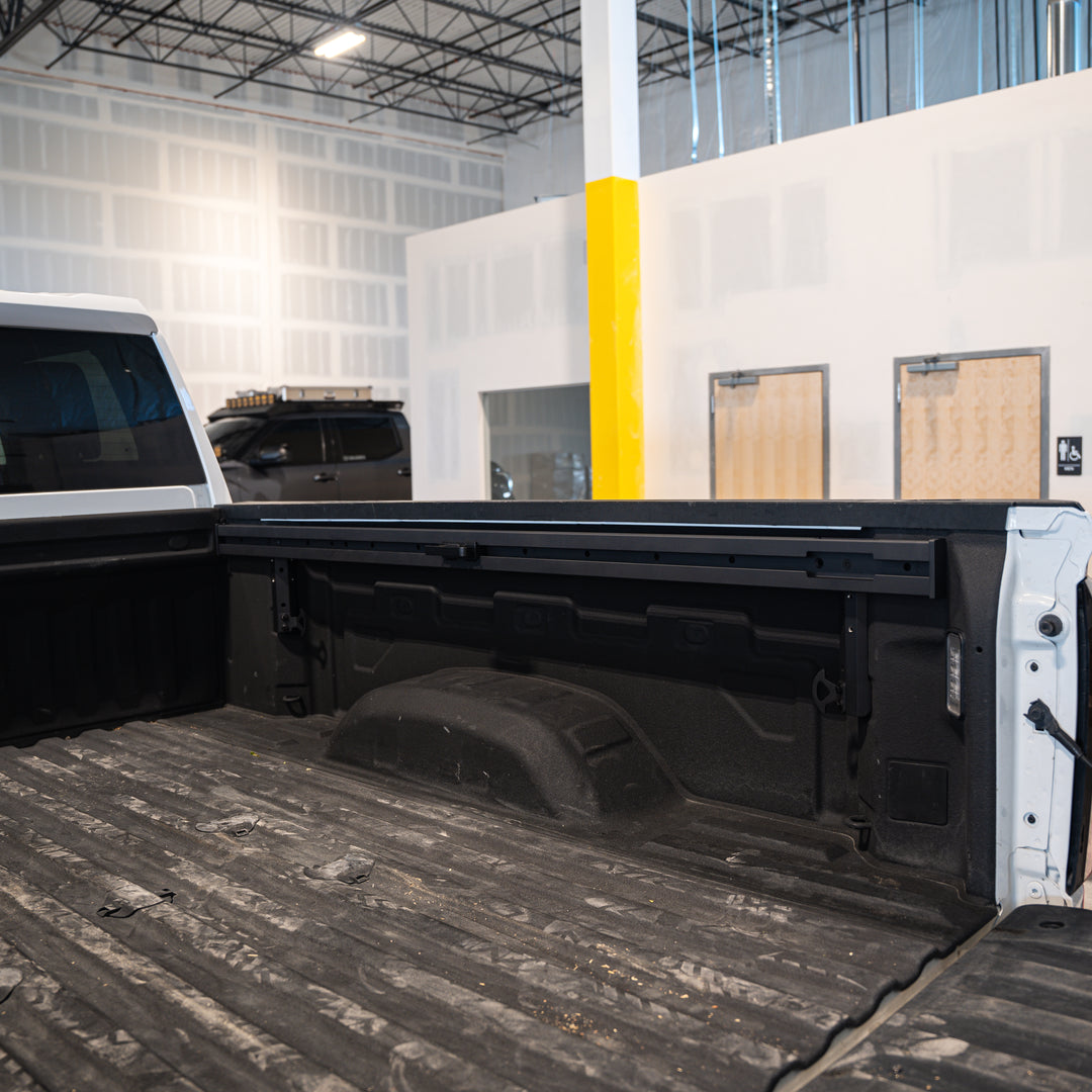 Integral Rails (Full Length) - Bedside Rail System - Chevrolet & GMC 2500/3500 (2020+ 6'10" Bed)