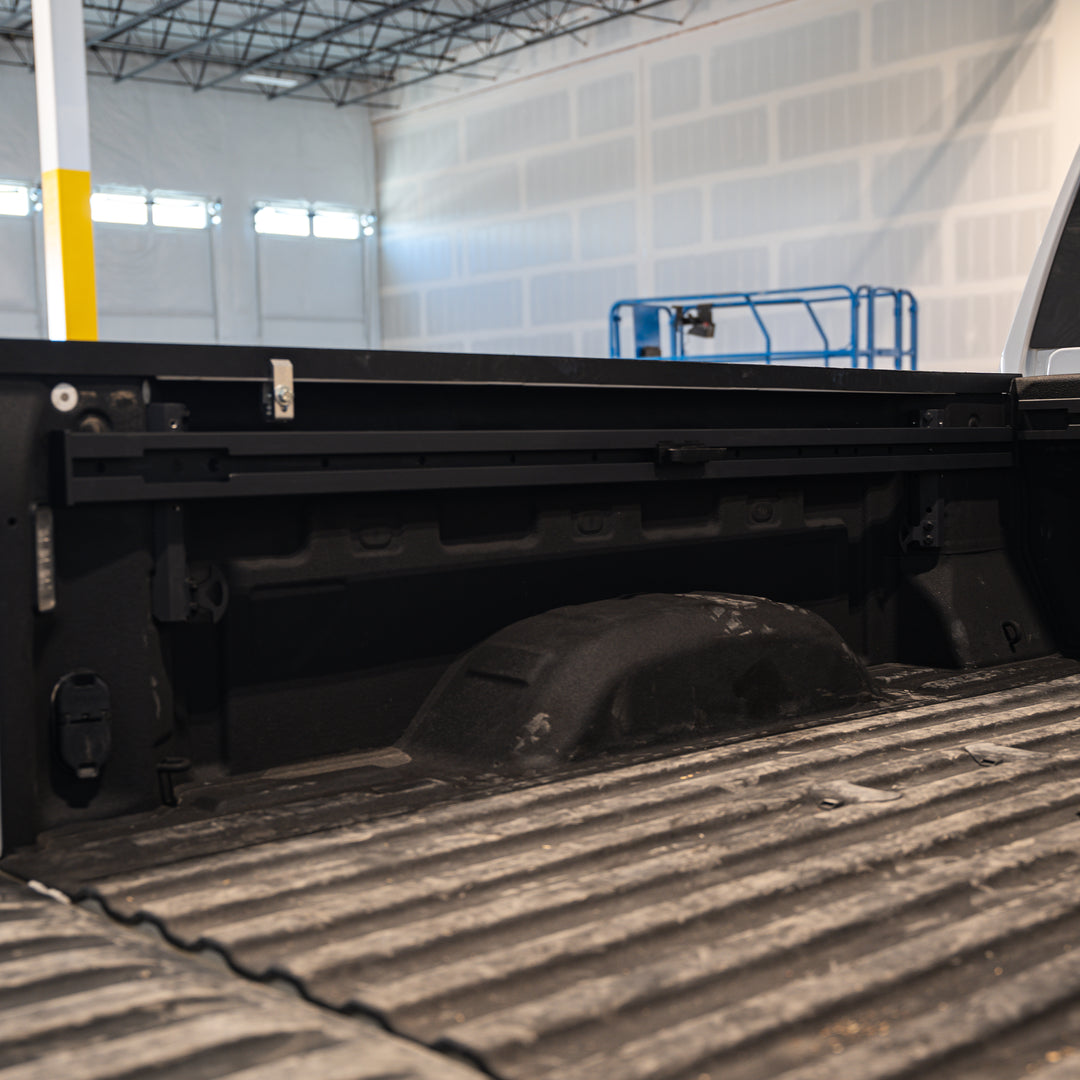 Integral Rails (Full Length) - Bedside Rail System - Chevrolet & GMC 2500/3500 (2020+ 6'10" Bed)