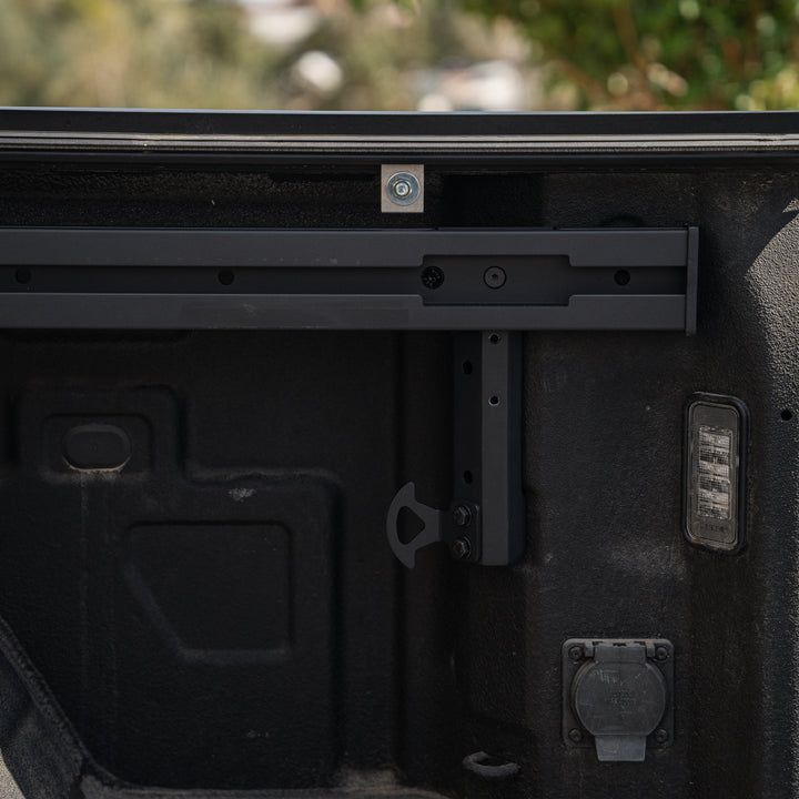 Integral Rails (Full Length) - Bedside Rail System - Chevrolet & GMC 2500/3500 (2020+ 6'10" Bed)