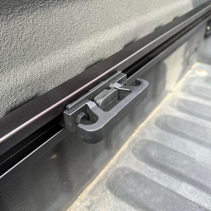 Integral Rail Full Bed Kit + Swivel Strap Bundle - Ford Super Duty (6.75' Bed)